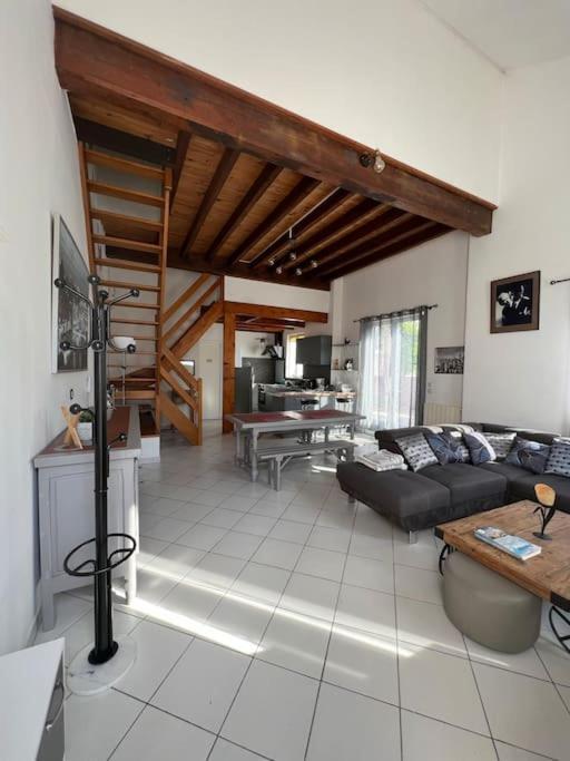 La Petite Angerienne Villa Saint-Jean-dʼAngély Eksteriør bilde